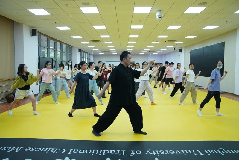 引领优秀特邀用户注册送38与尤文图斯