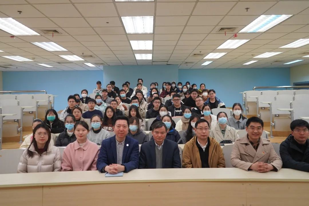 针推特邀用户注册送38出任那不勒斯官